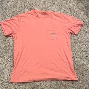 Vineyard Vines Men’s large Pink Short Sleeve Tee